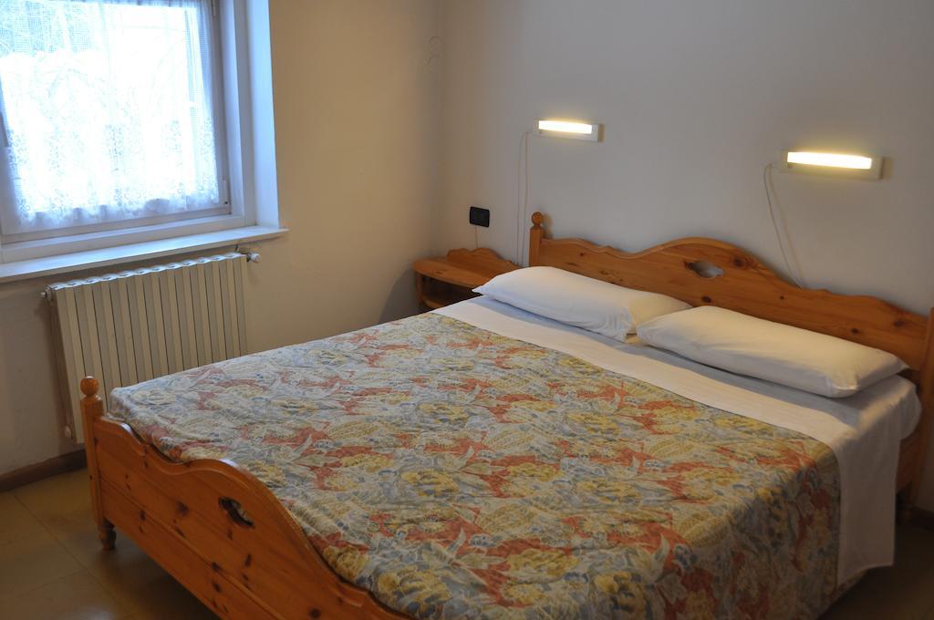 Casa Alpina Dobbiaco Hotel Room photo